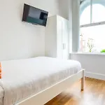 Westbourne Crescent Serviced Apartments