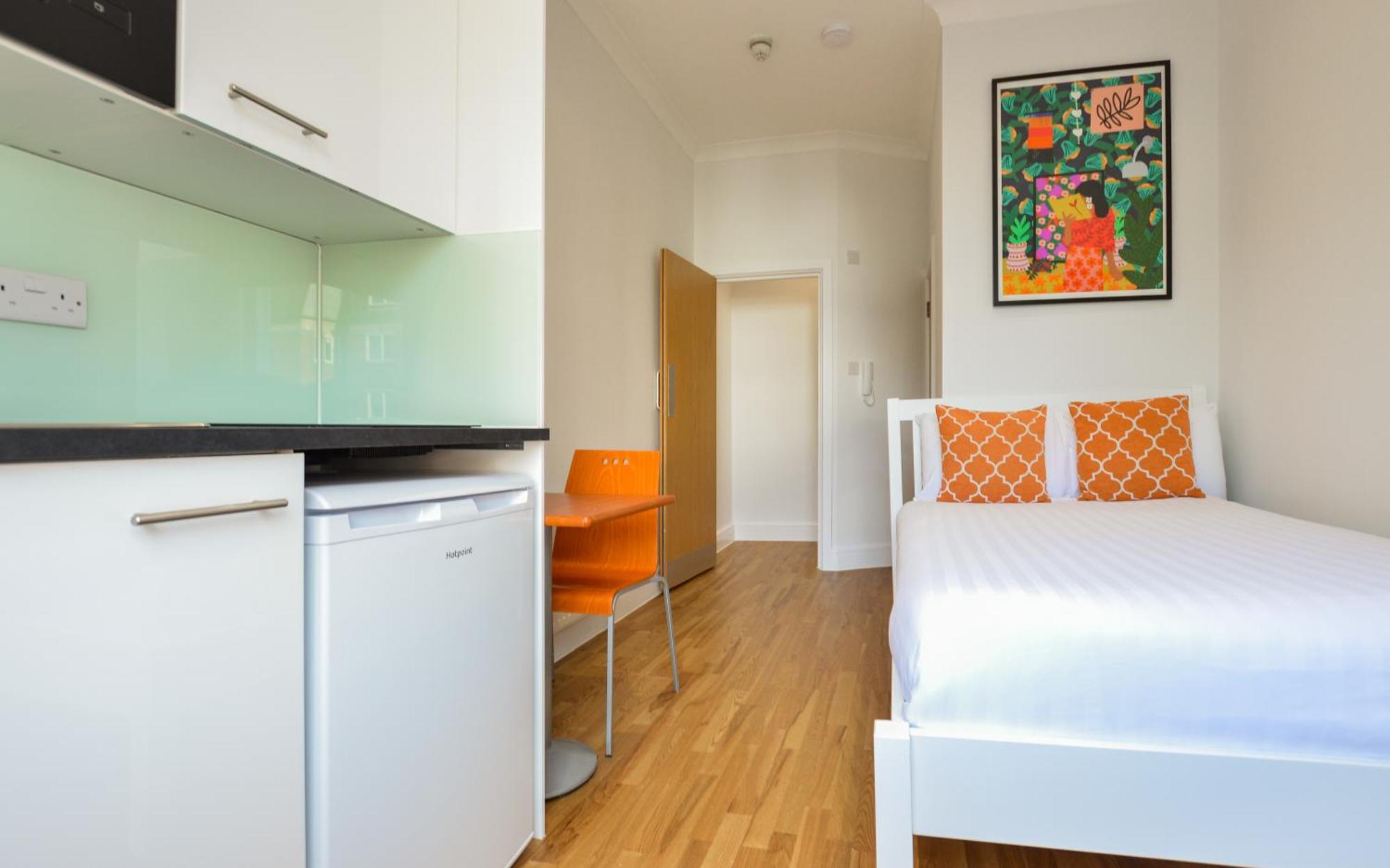 Westbourne Crescent Serviced